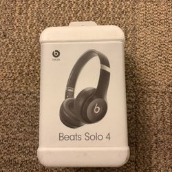 Beats Solo 4