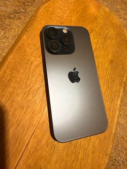 iPhone 15 PRO 1TB UNLOCKED