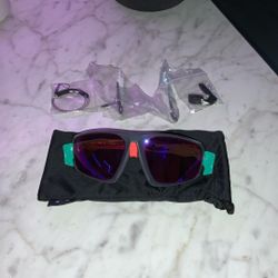Oakley Ski And Snowboarding Sunglasses 
