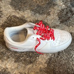 Supreme Nike Air Force 1 White Size 9.5 w/ Box + Red & White Laces