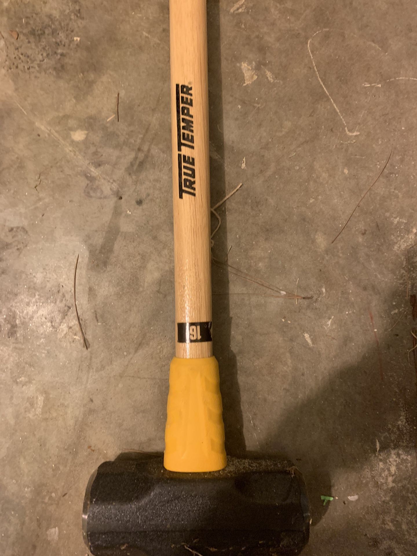 16 Lb Sledge Hammer
