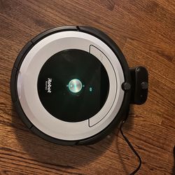 iRobot Roomba Smart Vacuum 