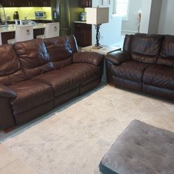 Natuzzi Italian Leather Reclining Couch Loveseat Combo