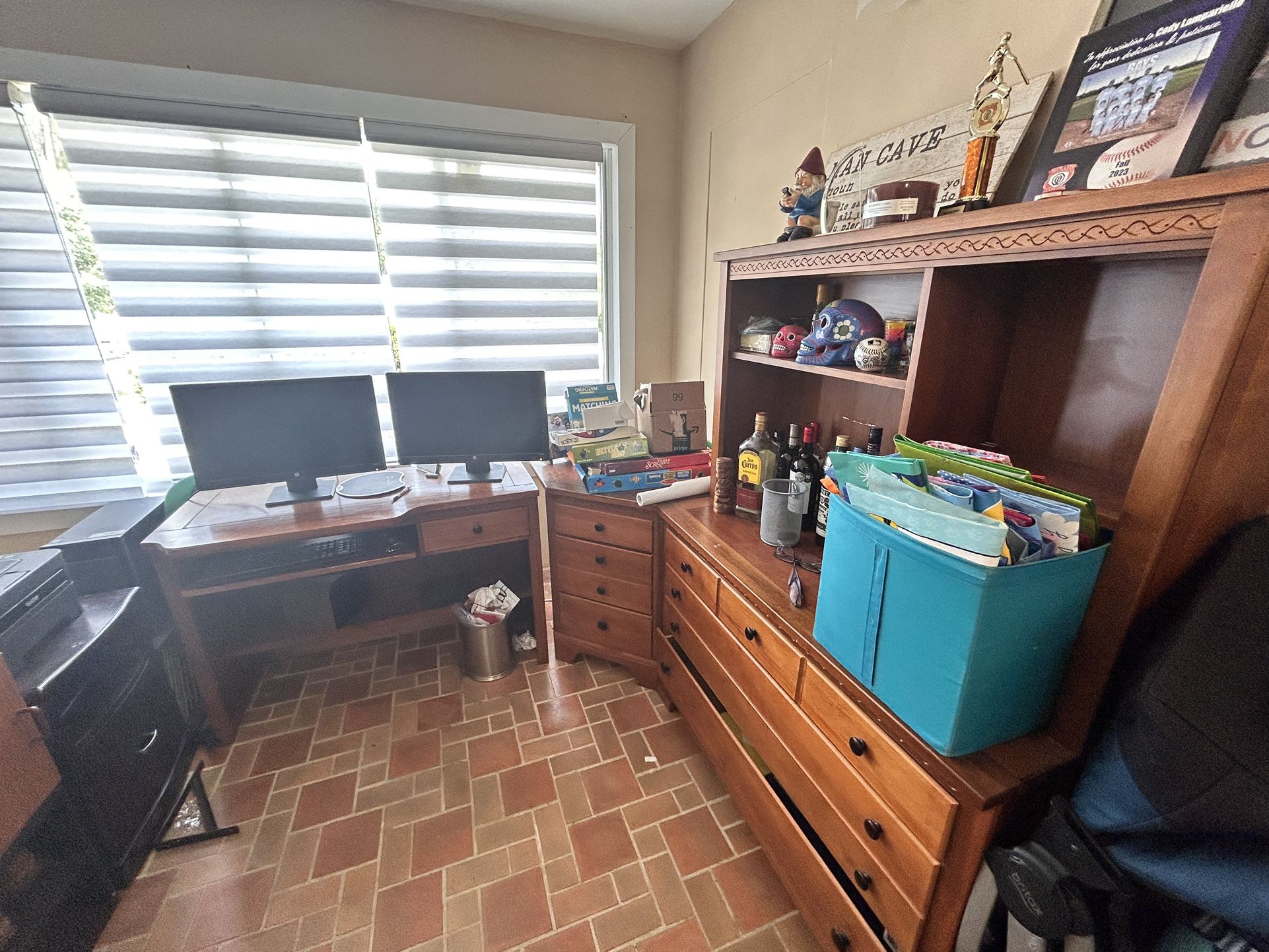 Office Desk With Bookcase 