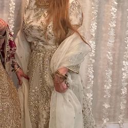 WHITE GOLD LEHENGA CHOLI SIZE SMALL- LARGE 