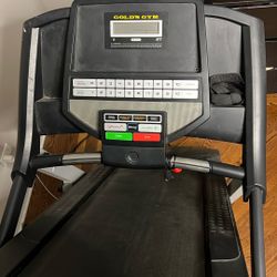 Golds Gym Treadmill Trainer 430i