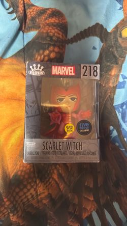 Funko Minis Scarlet Witch Vinyl Figure (Marvel Glow in the Dark Five Below Exclusive)
