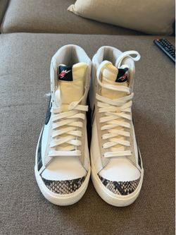 Nike Blazer Mid ’77 – Like New! 🔥