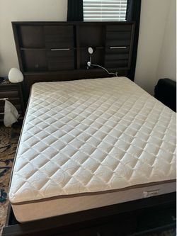 Queen bedroom set
