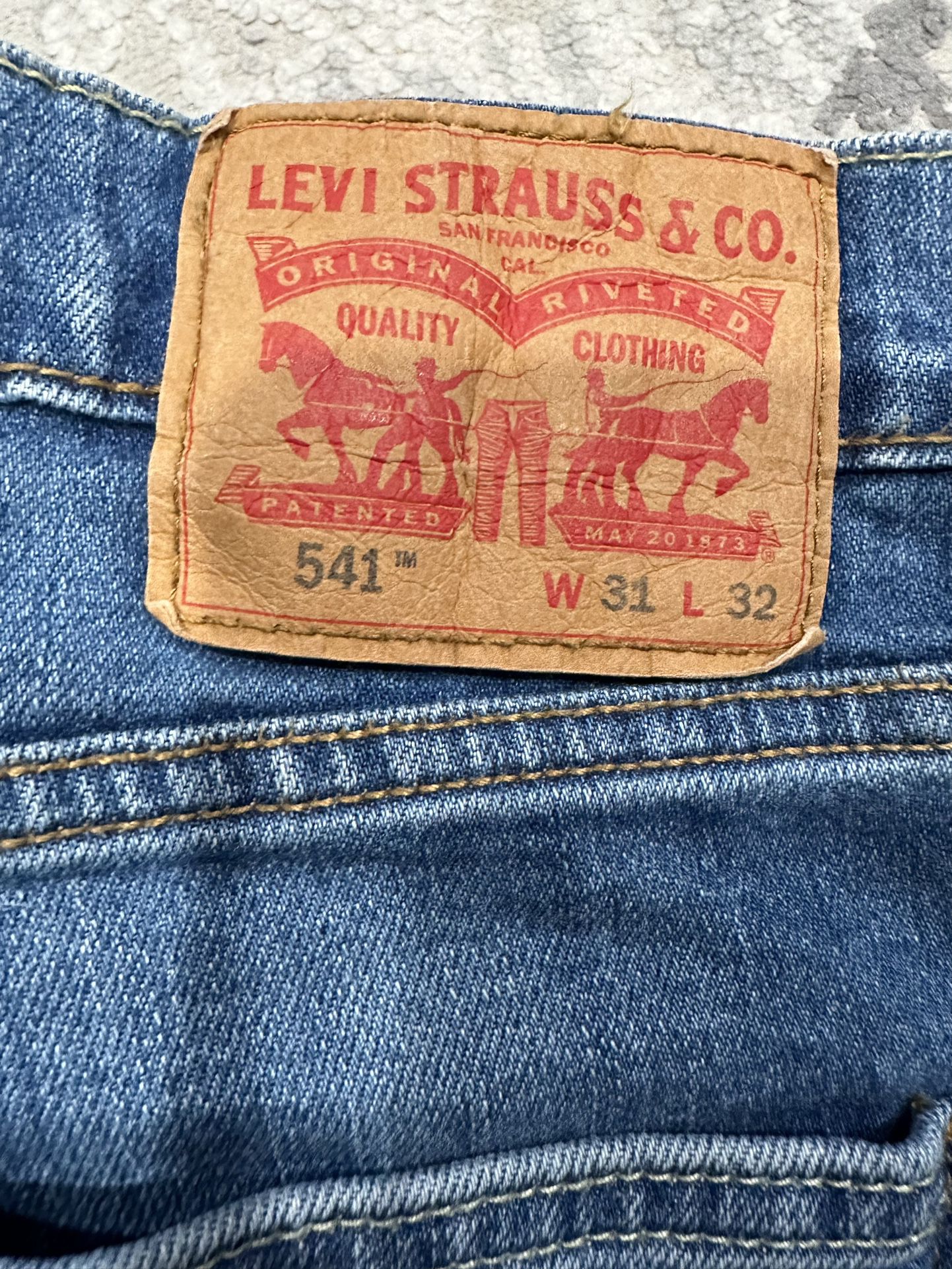 Levi strauss & co Men’s pants W31 L32