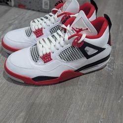 Jordan 4 Fire Red 2020