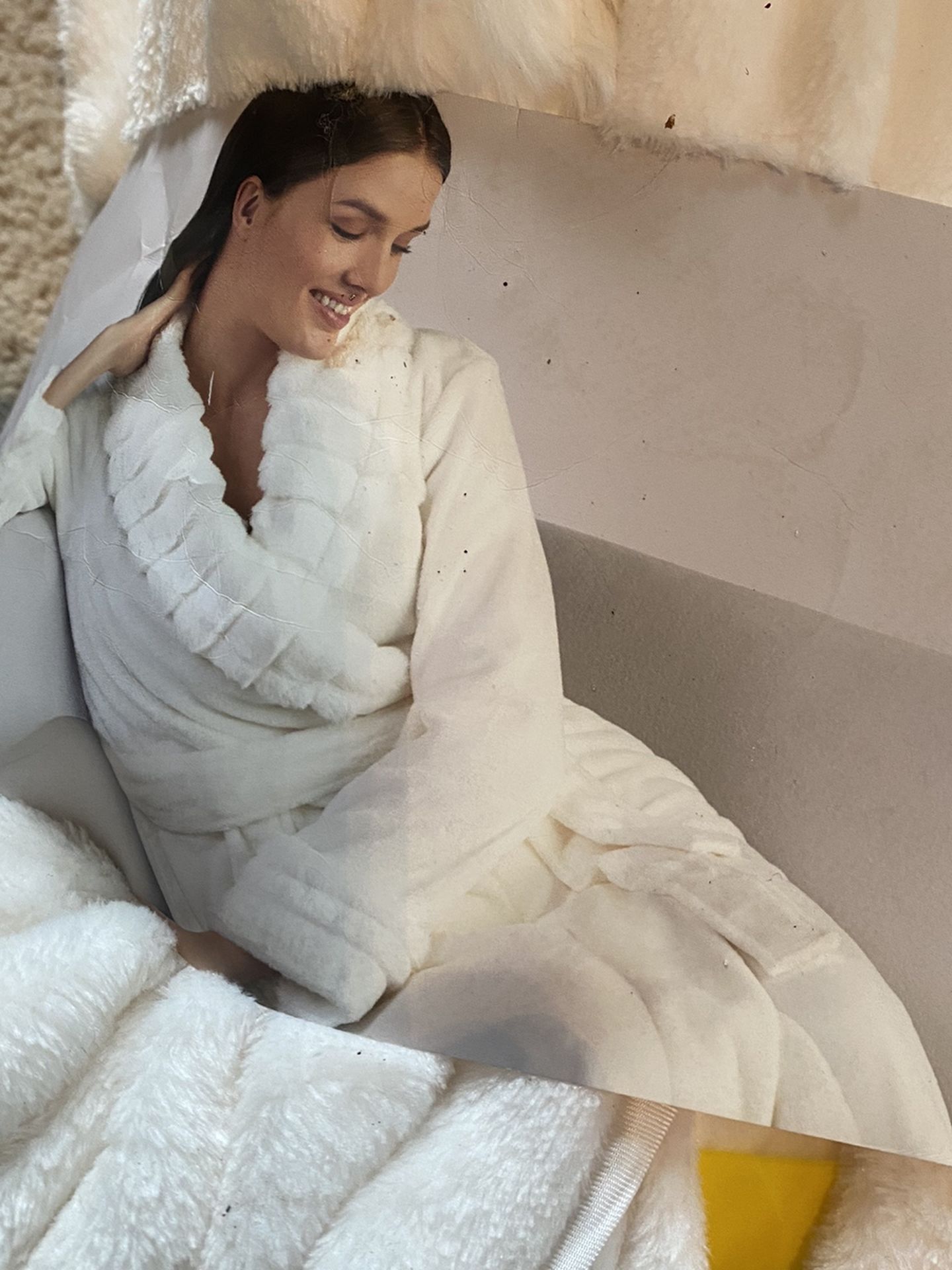 Brand New Women’s Robe Size Small