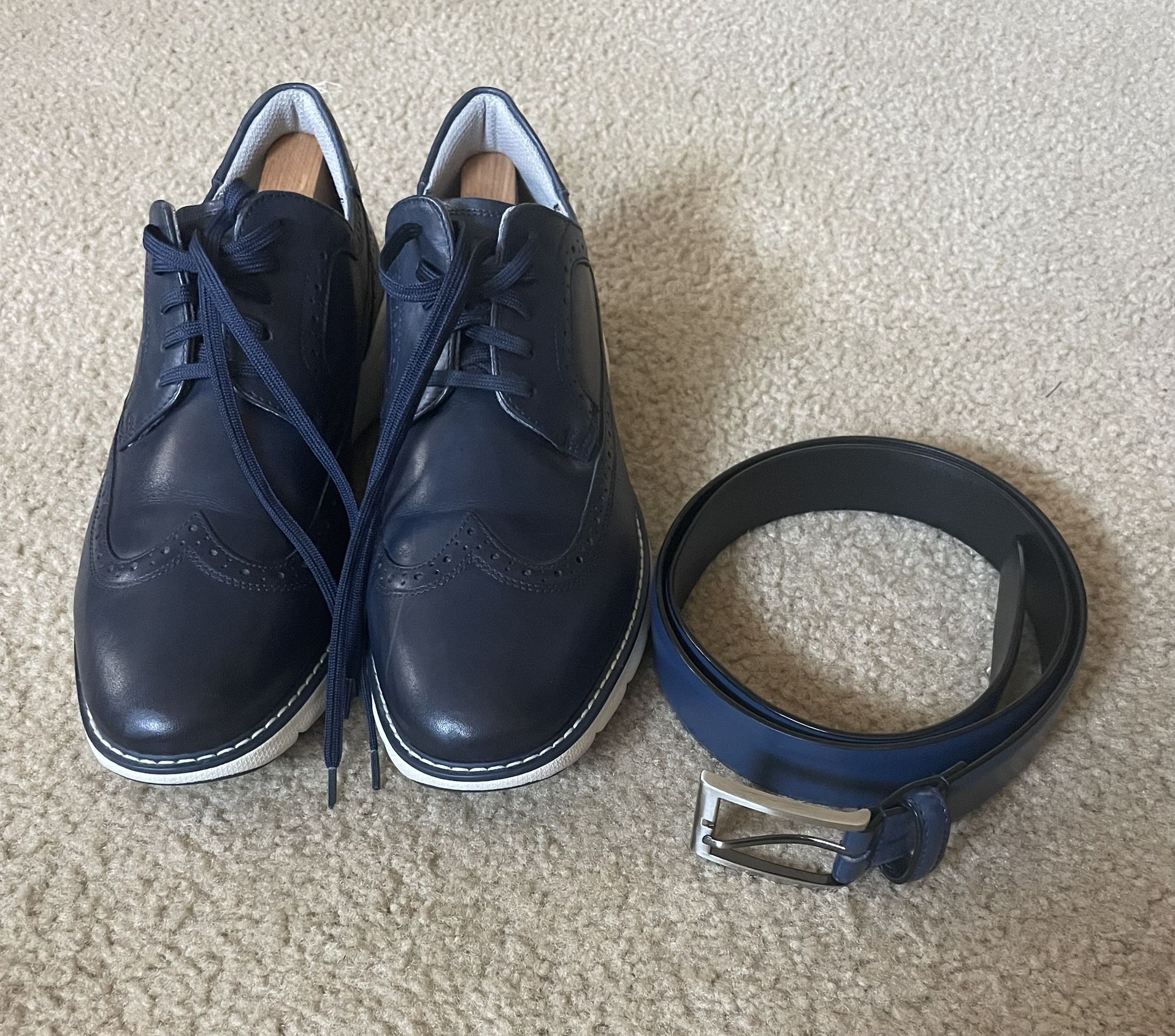 Florsheim Wing Tip dress/casual shoes. Navy blue, men's size 10.5US w/ matching leather belt.