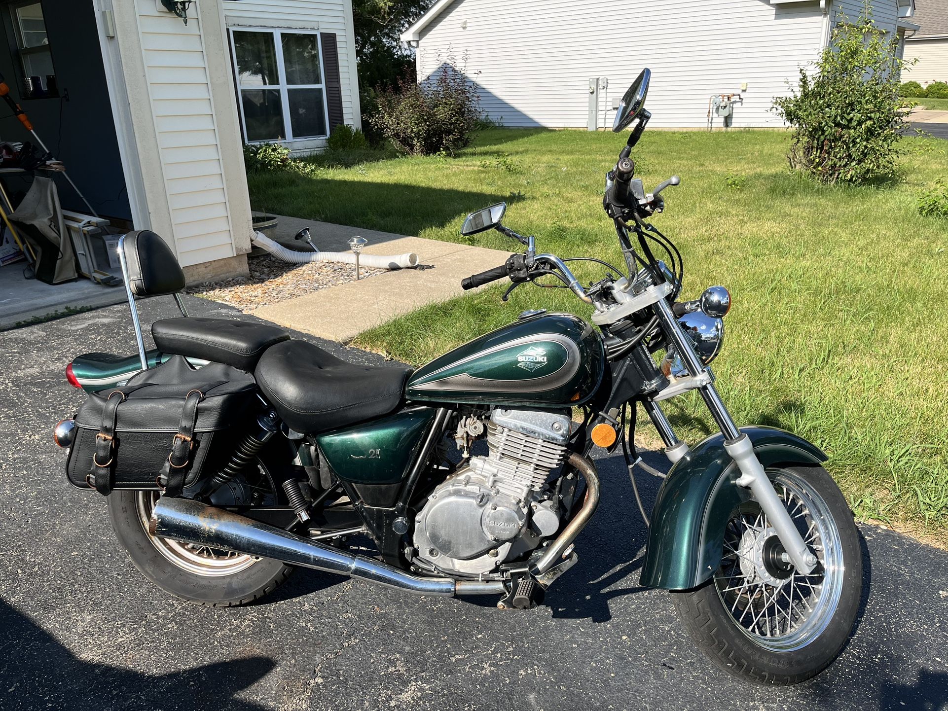 2001 Suzuki GZ250