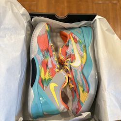 Size 10 Kobe Protro 8 Venice Beach