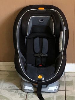CHICCO KEY FIT ZIP CONVERTIBLE CAR SEAT!!!!