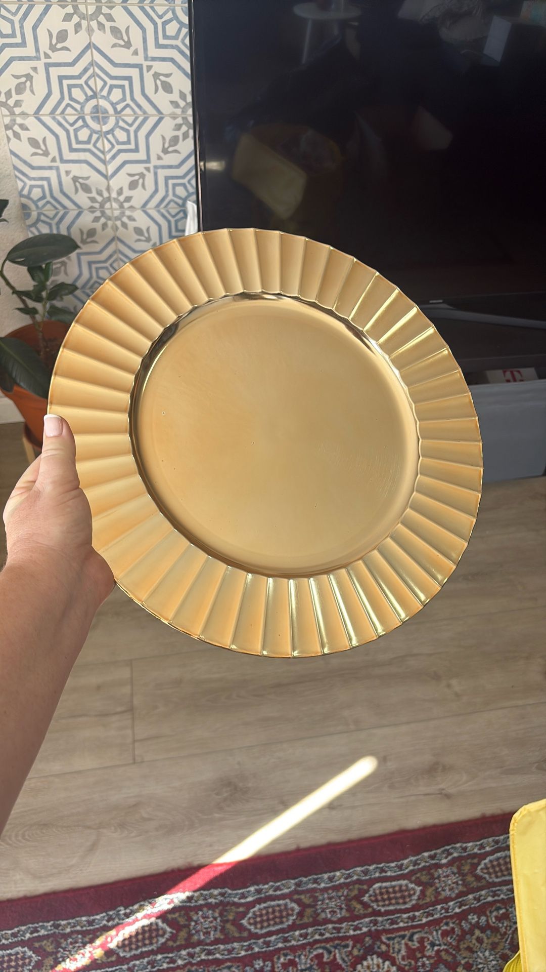 96 Gold Chargers For Wedding Or Event
