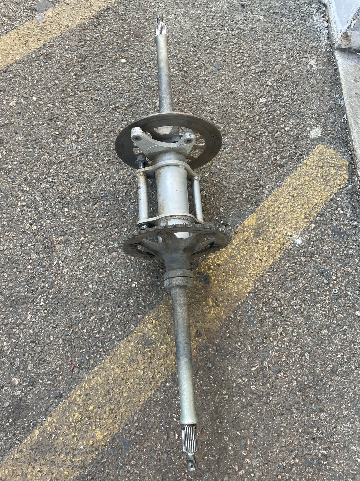 Yamaha Banshee 350 Rear Back Axle Shaft Carrier Sprocket Brake Hubs