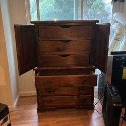 2 Beautiful Nightstand With Drawer With Swinging Doors