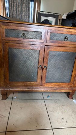 Dresser