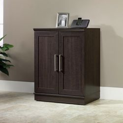 Base Cabinet