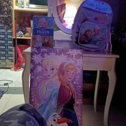 Frozen Collectibles Kids Furniture Book Book Bag And Wall Picture With Desk