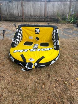 Airhead pit stop 2 person towable