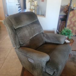 La-Z-Boy Power Recliner (Headrest + Lumbar) – $695