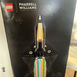 Pharrell Williams LEGO SET