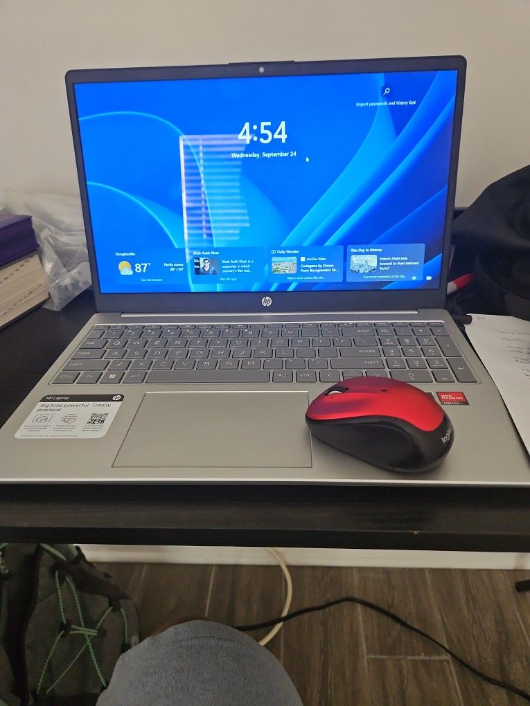 Hp Laptop AMD RYZEN 7000 SERIES 5