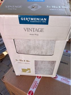 Vintage Area Rug, 7'10" × 10'