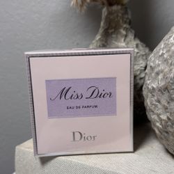 Miss Dior Perfume