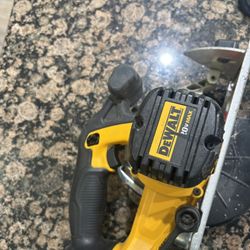 Dewalt Skill Saw 20v
