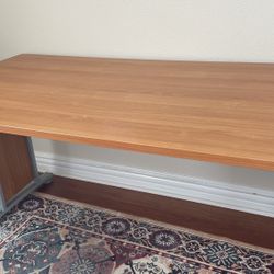 Super Sturdy Desk / Table 
