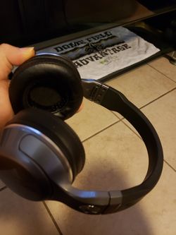 Skull wireless head phones