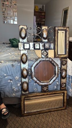 Mirror/decor