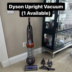 Dyson Ball Animal 3 Extra Upright Vacuum Cleaner (LIKE NEW CONDITION) PickUp Available Today