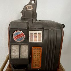 Rare Columbia Nickel Slot Machine from used during the 1930's