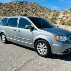 2015 Chrysler Town & Country