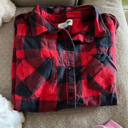 Old Navy Women’s Long Sleeve Shirt Size Large 