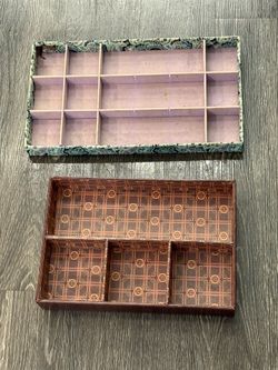 Set os 2 Jewelry Organizer Trays