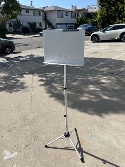 White Music Stand
