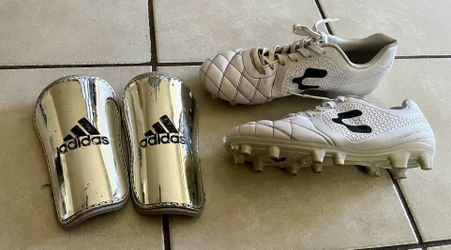 Unisex Charly Soccer Shoes