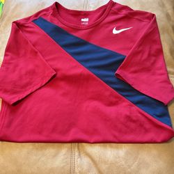 Nike Dri-Fit men’s extra large