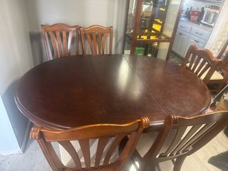 Table and 6 chairs