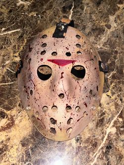 Custom Jason mask 1 of 1