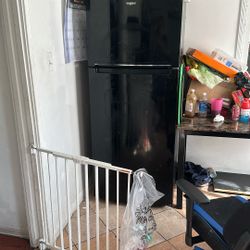 Whirlpool Refrigerator 