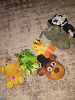 fanaf plushies