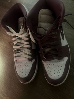 Air Jordan 1 Mid Gray and White