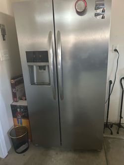 Good working refrigerator $500